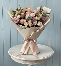 Букет цветов из:  Розы и Лизиантусы в Покрове