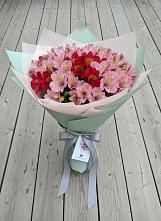 Букет цветов из:  Альстромерии в Покрове