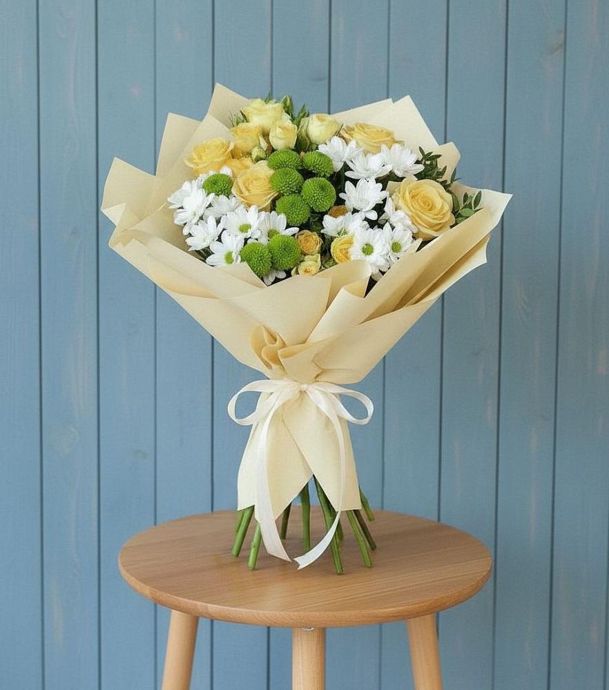 Букет цветов из: Хризантемы и Розы в Покрове