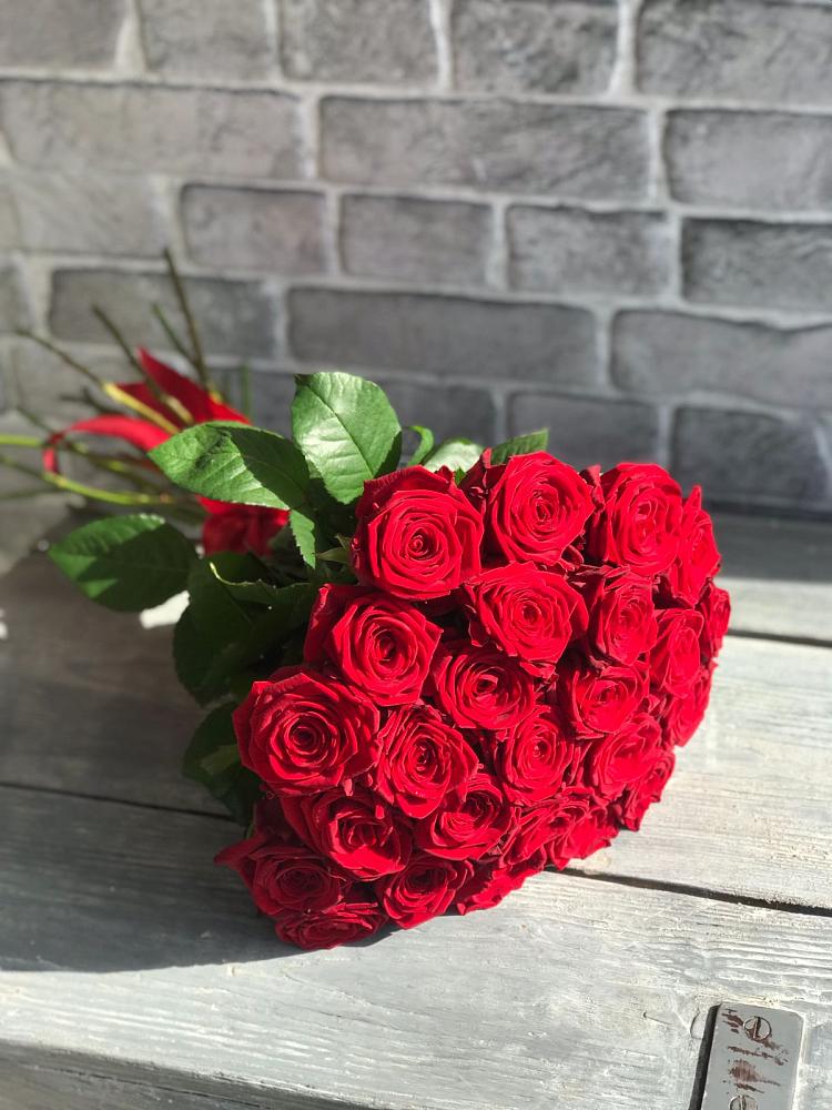 Букет Красные розы Фридом в Покрове