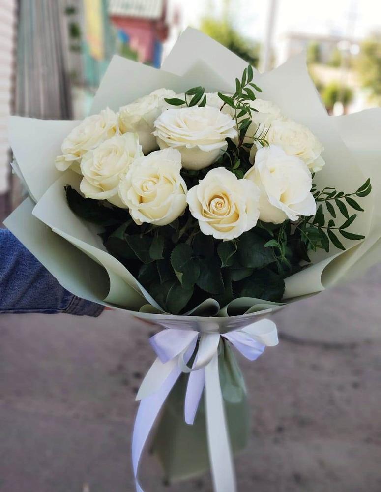 Букет Белые розы Проуд в Покрове