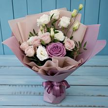 Букет цветов из:  Розы и Лизиантусы в Покрове