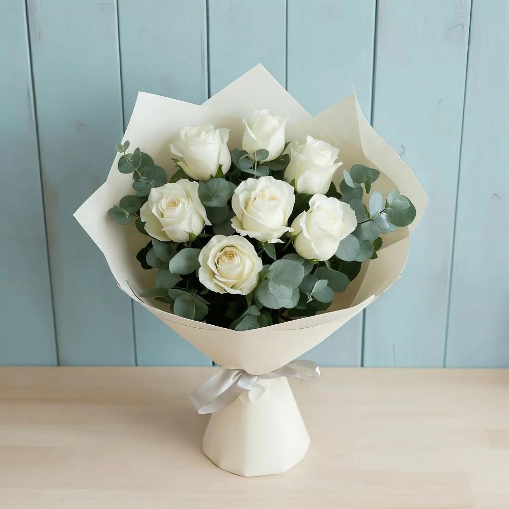 Букет Белые розы в Эвкалипте в Покрове