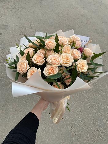Букет Кремовые розы Латте в Покрове