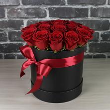 Цветочная композиция из Розы в шляпной коробке #REPLACE_PRED# Покрове