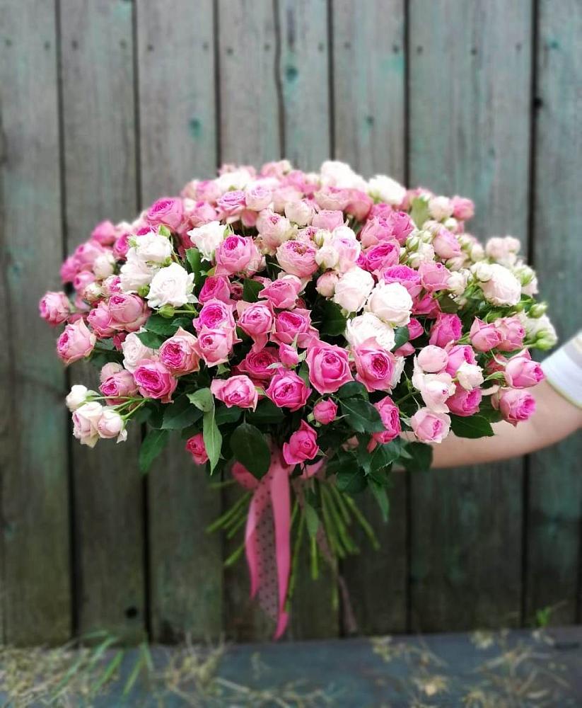 Букет Розовые кустовые розы Натали и Лав Лидия в Покрове