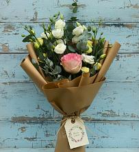 Букет цветов из:  Розы и Лизиантусы в Покрове